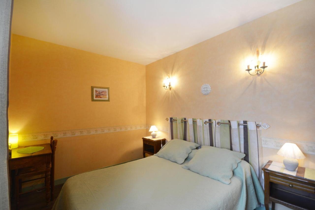 Chambre D'Hotes Au Vieux Chene Grillon Exterior foto